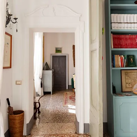 Interno 6 -residenza Romana Par Famiglie E Amici