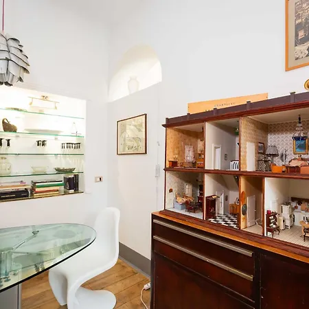 Interno 6 -residenza Romana Par Famiglie E Amici Rome