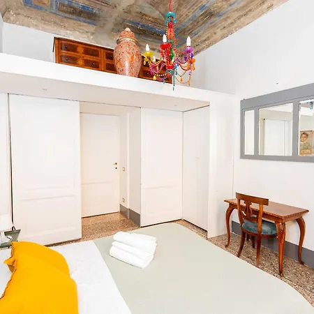 Interno 6 -residenza Romana Par Famiglie E Amici Apartment